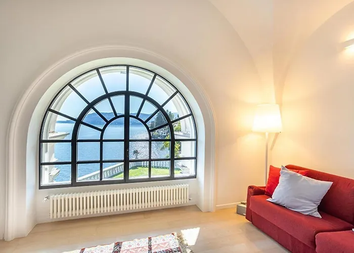 On The Unique Luxury Maggiore * 帕兰扎